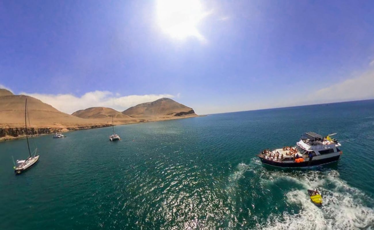 Marina de Guerra realizará detonaciones controladas en la Isla San Lorenzo este 24 de noviembre. (Foto: IG @ozean.fun)