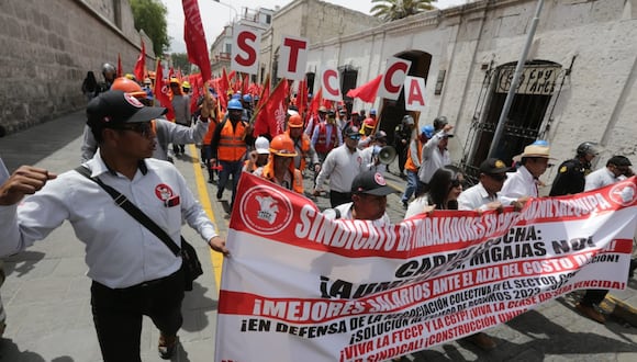 Protesta del Sindicato de Construcción Civil en Arequipa. (Foto: Leonardo Cuito)