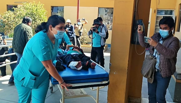 Herido ingresa al hospital Goyeneche. Foto: GEC