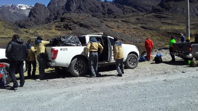 Puno: Rescatan sin vida a montañista estadounidense de un abismo de 100 metros en el nevado Allincapac