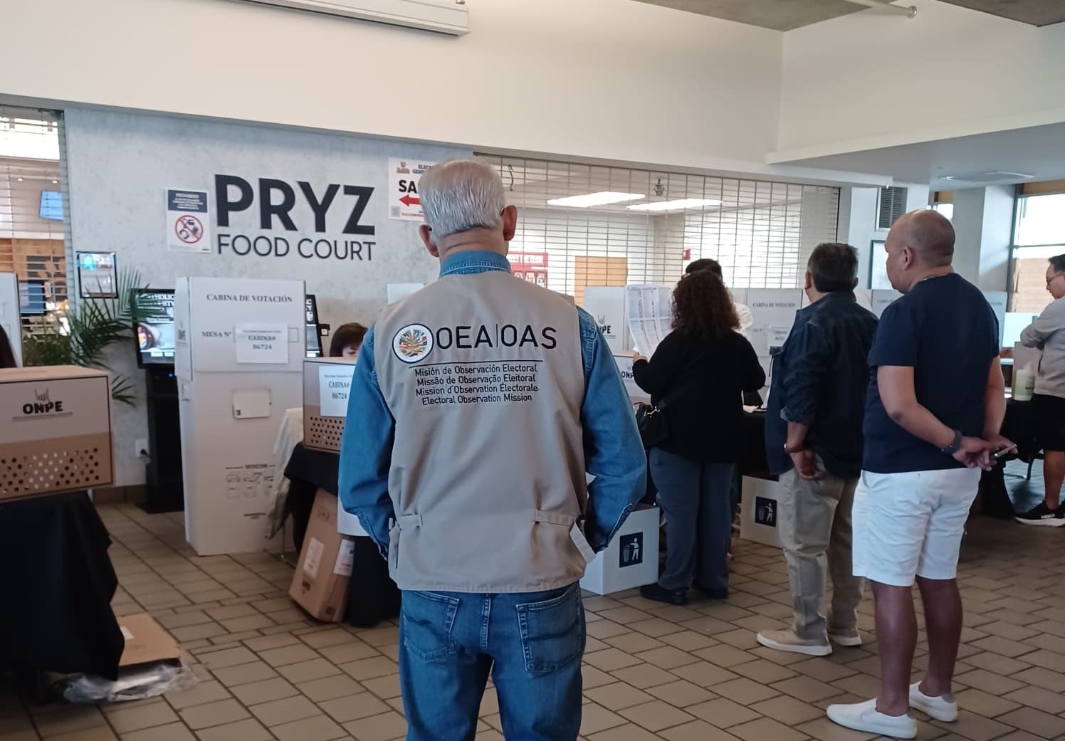 Instan a peruanos en el exterior a votar este domingo 7 de junio. Foto: Cancillería Perú.
