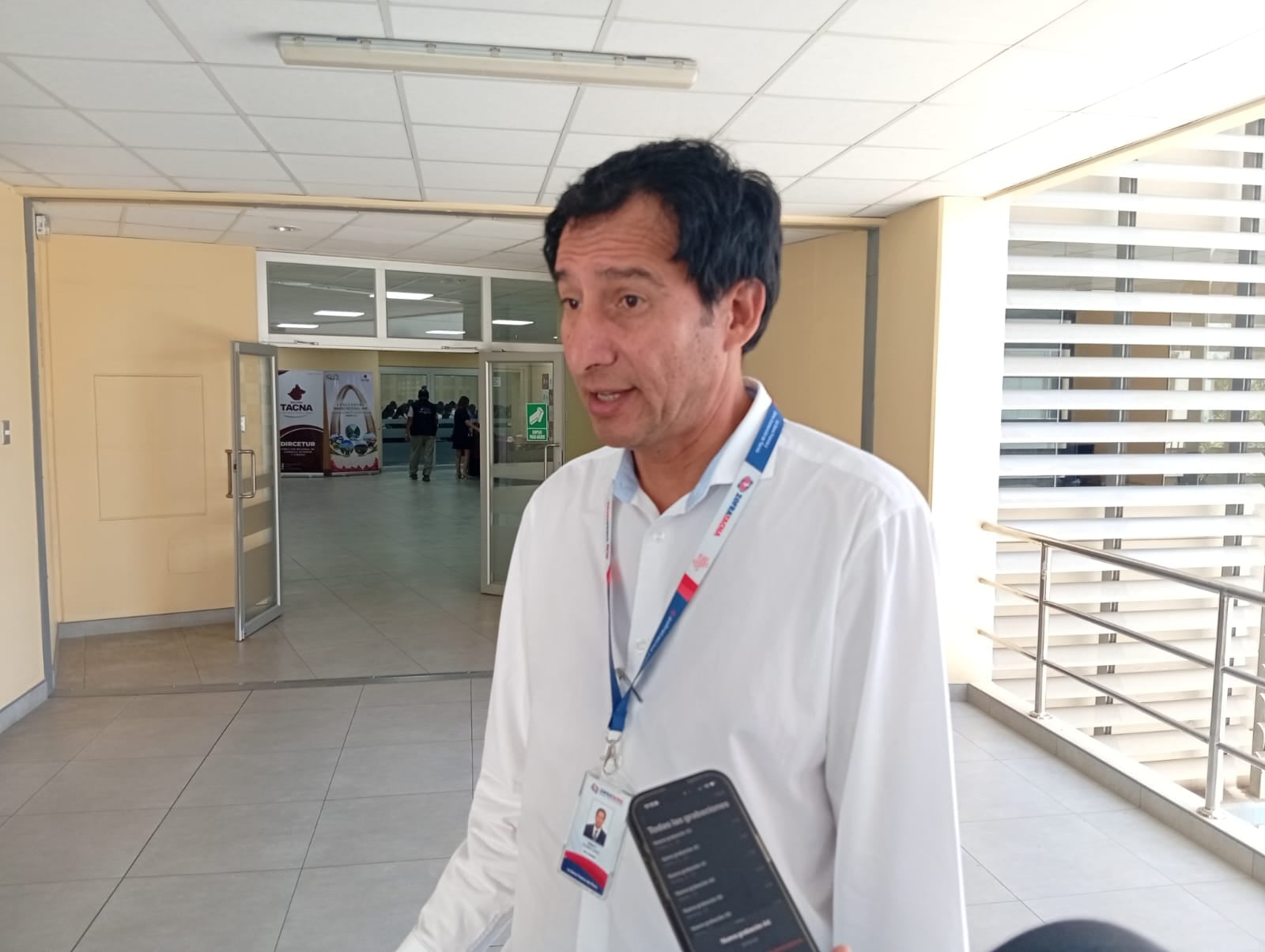 Gerente general de Zofratacna, Vidalí Agüero López, informó proceso para emisión de un decreto que permita la excepción. (Foto: Adrian Apaza)