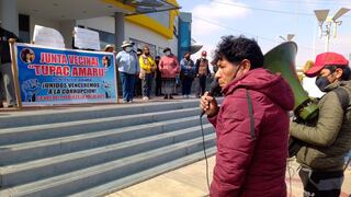 Protestan en municipio pidiendo renovación “integral” en obra de saneamiento (VIDEO)