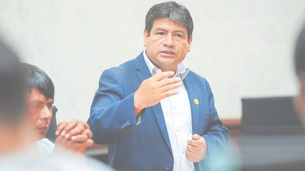 Consejero Luis Rodríguez pide mejoras para la provincia de Pataz.