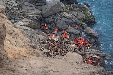 Arequipa: Camión cargado de cerveza cayó a un barranco en La Planchada