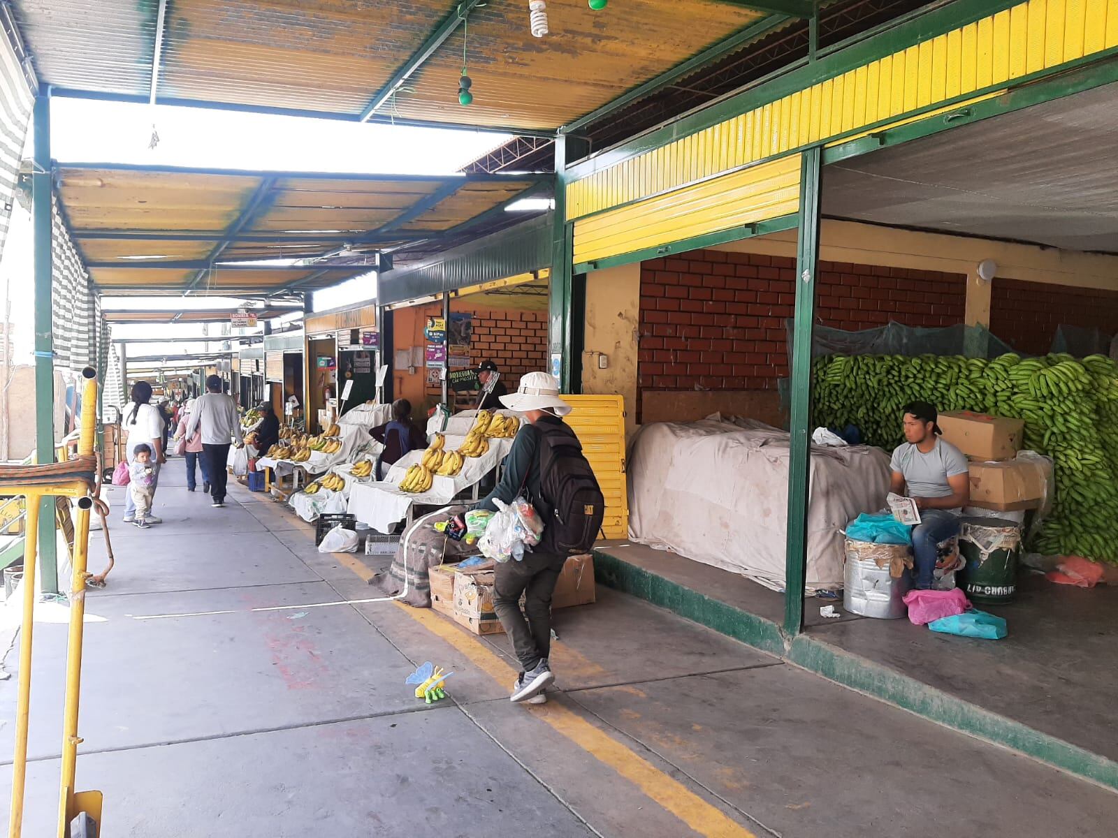 Mercado de frutas de Río Seco, en el distrito de Cerro Colorado. Foto: GEC.