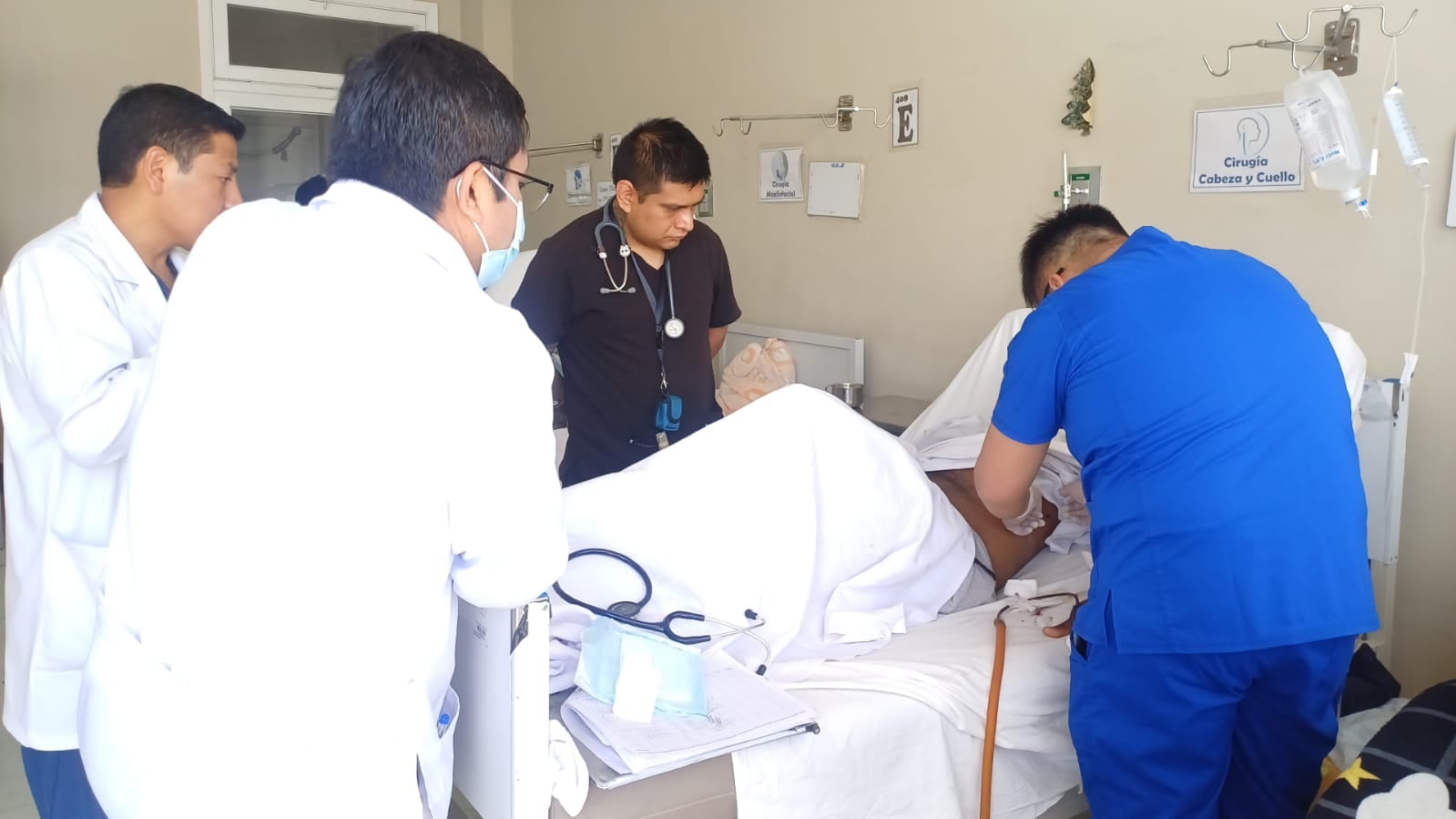 Arequipa: Joven extranjero vivió tres días con un clavo cerca del corazón