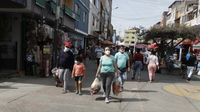 Semana Santa: Reportan gran afluencia de personas en mercado de Caquetá en tercer día de cuarentena (FOTOS)