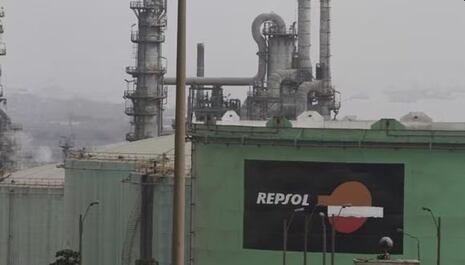 Repsol reitera haber indemnizado al 98% de afectados por derrame de petróleo en Ventanilla