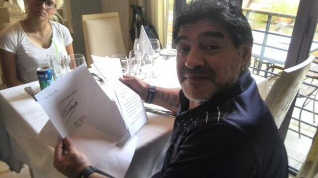 Fidel Castro envía carta a Diego Maradona y desmiente su muerte