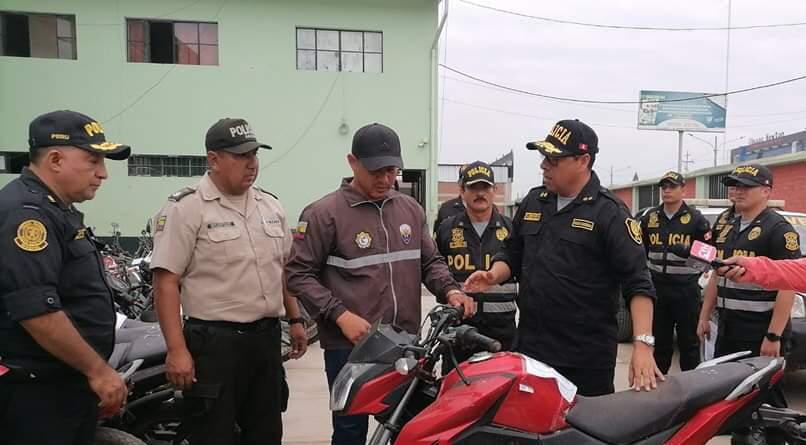 Policía Nacional del Perú logró recuperar las motos de las manos del hampa, y se devolvió a la autoridades ecuatorianas