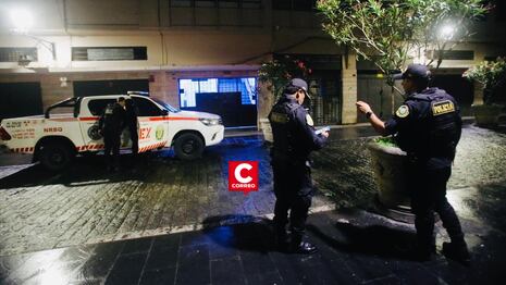 Delincuentes detonaron explosivo frente a óptica generando pánico entre vecinos del centro de Lima