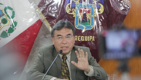 Miguel Ángel Linares, presidente del Consejo Regional de Arequipa. (Foto: Leonardo Cuito)