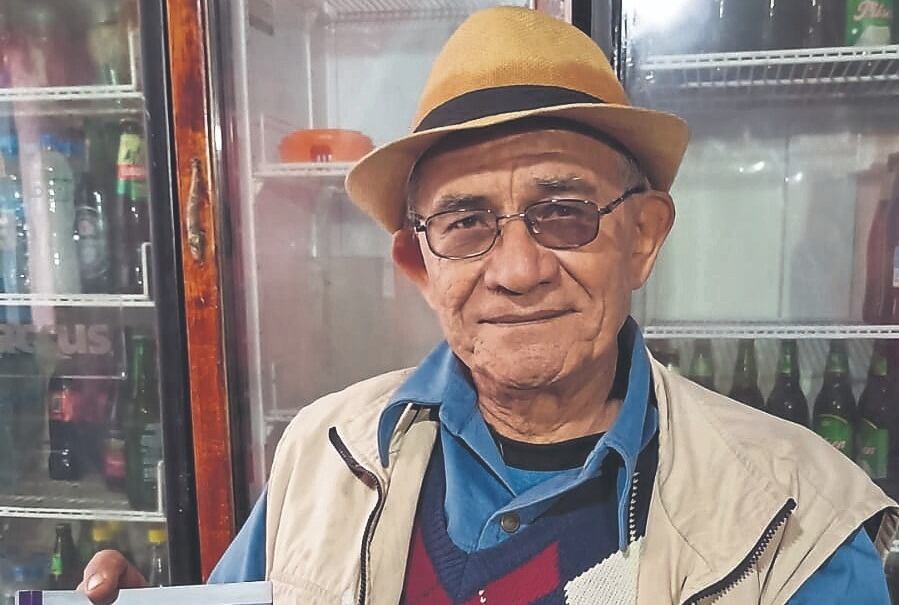 Es un poeta, escritor, dramaturgo, guionista y tallerista literario peruano. (Foto: Cortesía)
