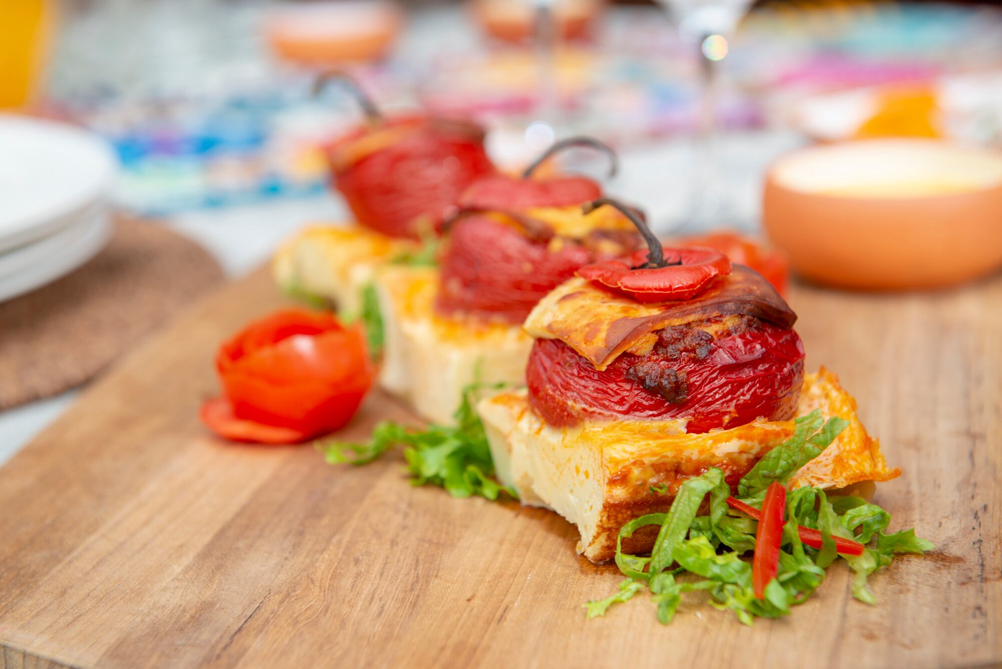 La prestigiosa revista británica incluyó al país en el top 10 de los Readers’ Choice Awards 2025 en la categoría “Best Countries for Food”, destacando su diversidad culinaria y creatividad.