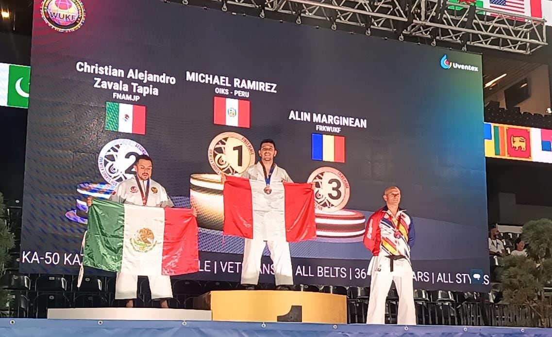 Arequipeño Michael Ramírez Calderón se consagró campeón en el Mundial de Karate. Foto: Cortesía.