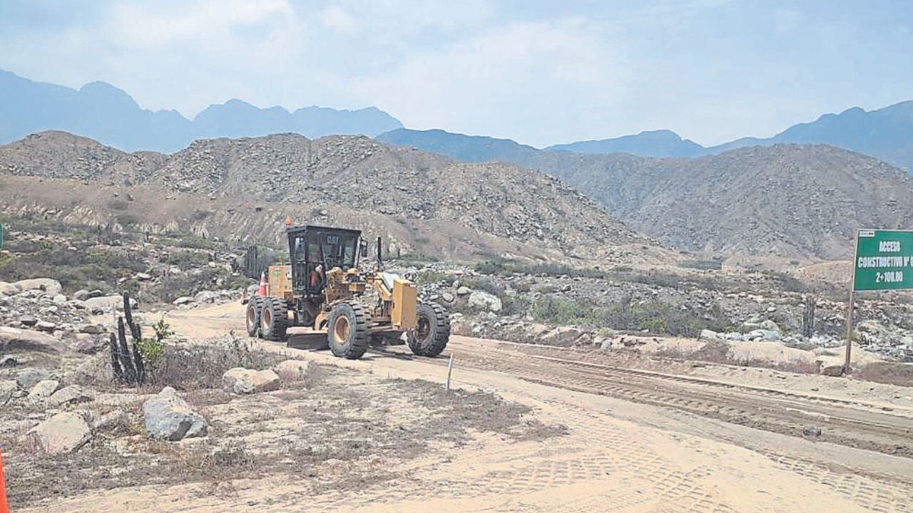 En el lugar se espera construir 27 diques para evitar una nueva inundación por lluvias del fenómeno El Niño.
