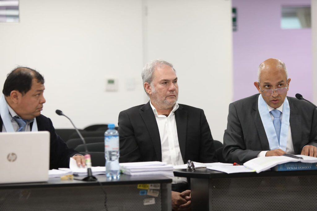 El periodista Mauricio Fernandini participó en la audiencia del pedido de 36 meses de prisión preventiva en su contra. (Foto: Poder Judicial)