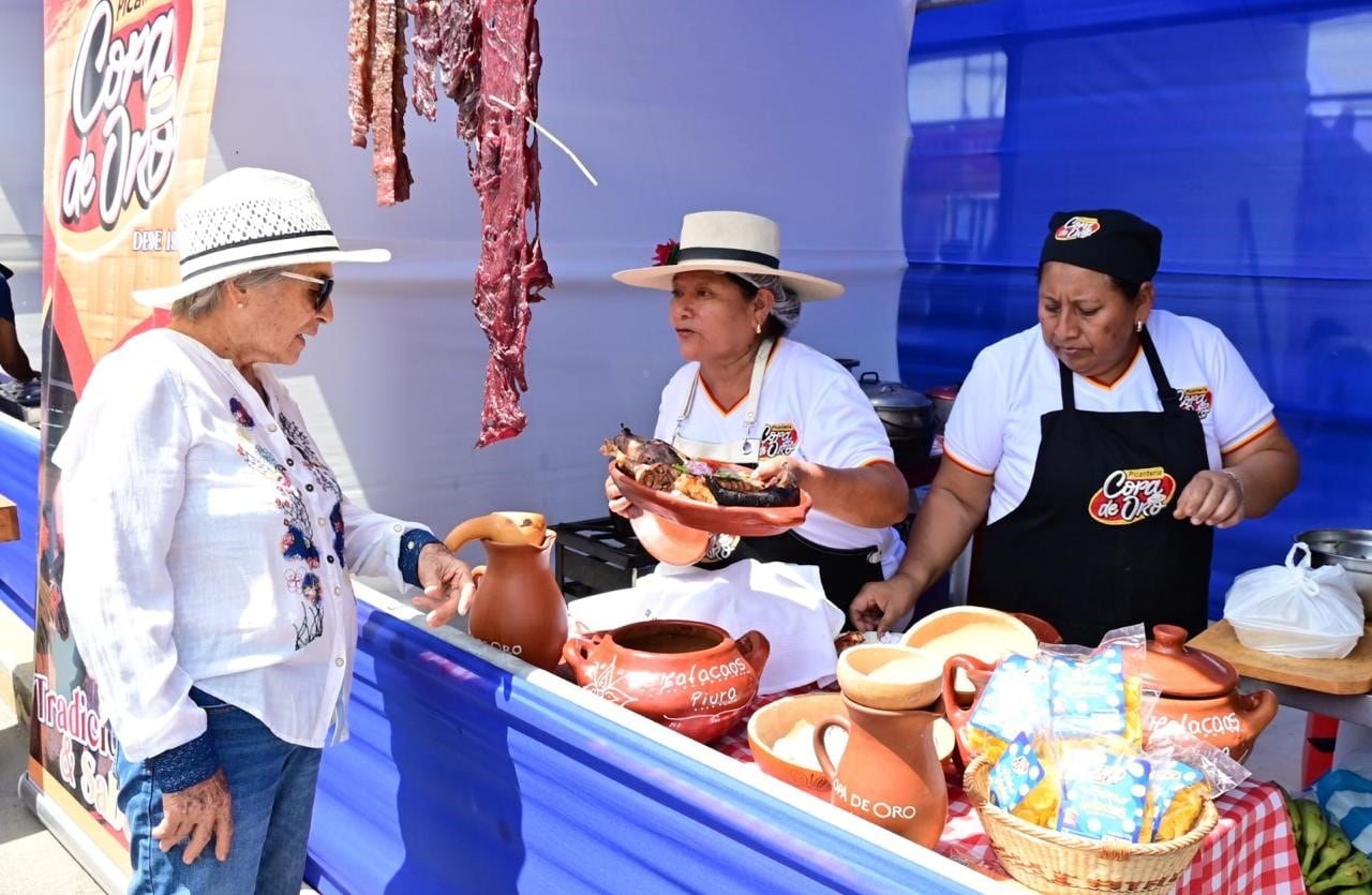 Piuranos disfrutaron de la gastronomía en la feria “Piura mucho gusto”.