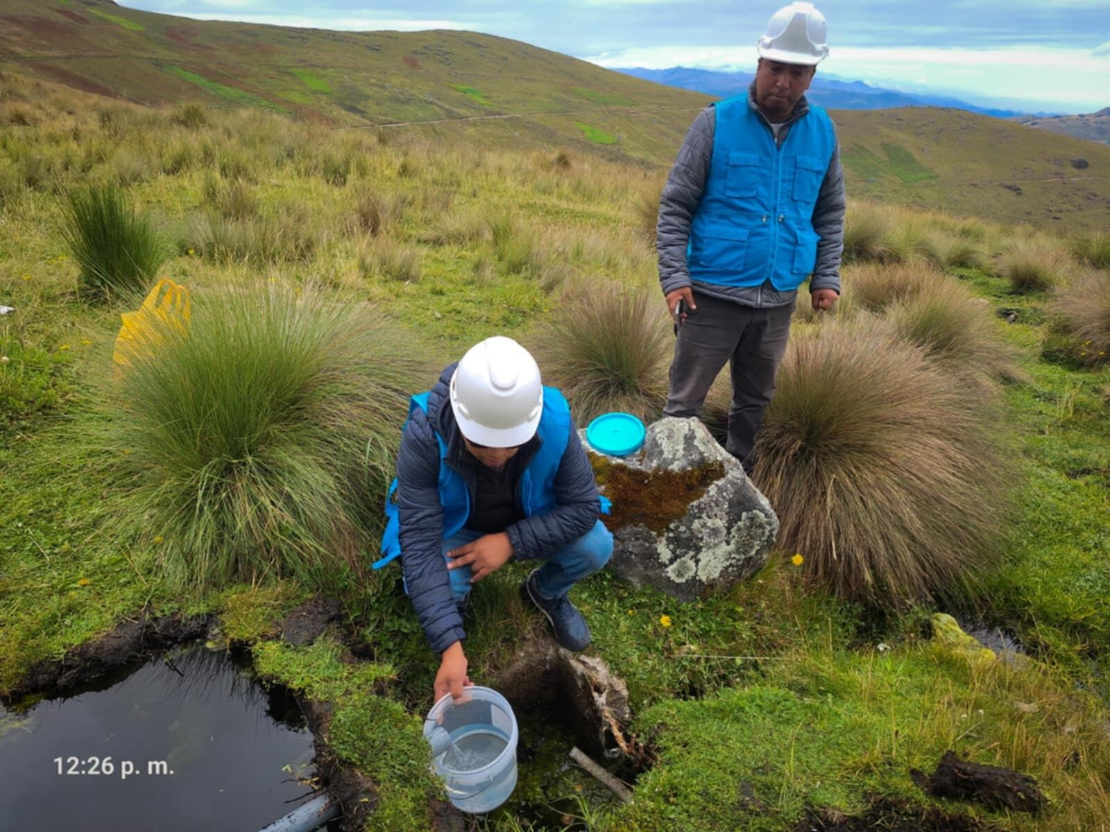 Este proyecto, largamente esperado por la población pondrá fin a una serie de problemas que sufrían por consumir agua de pozos que compartían con animales de carga.