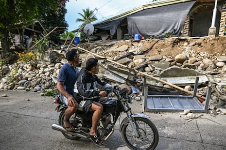 Filipinas reparte ayuda y se centra en la recuperación tras ser sacudida por dos terremotos