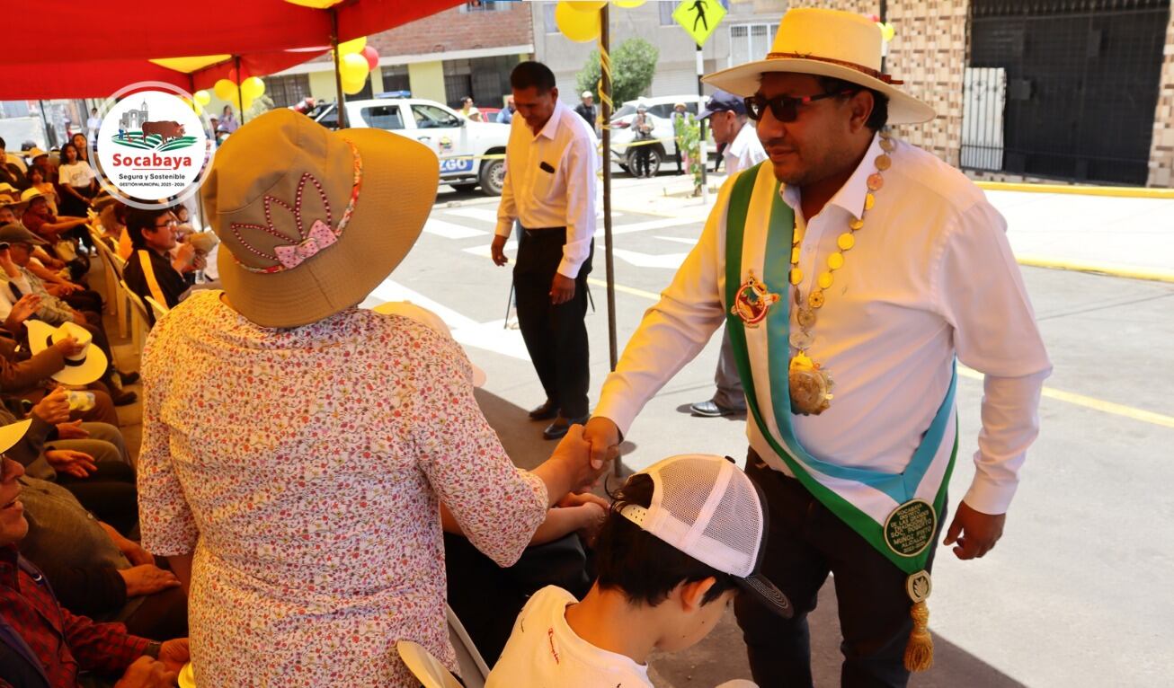 El alcalde fue denunciado ante la fiscalía por los regidores