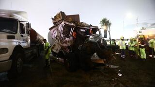 Villa El Salvador: Joven gravemente herido tras choque de camión furgón con bus de transporte público