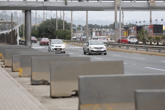 Costa Verde: conductores usan zonas prohibidas como estacionamientos en San Miguel (Fotos: Mario Zapata/GEC)