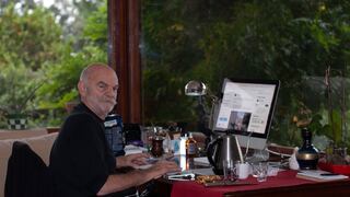 Escritor Martín Caparrós revela que tiene Esclerosis Lateral Amiotrófica