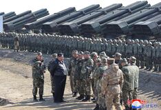 Kim Jong-un inspecciona fábrica de tanques y destaca modernización de nuevos modelos