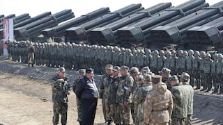 Kim Jong-un inspecciona fábrica de tanques y destaca modernización de nuevos modelos