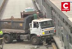Camión quedó empotrado en estación del Metropolitano en Independencia