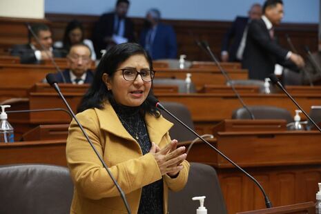 Congreso: Archivan denuncias constitucionales contra legisladora Katy Ugarte