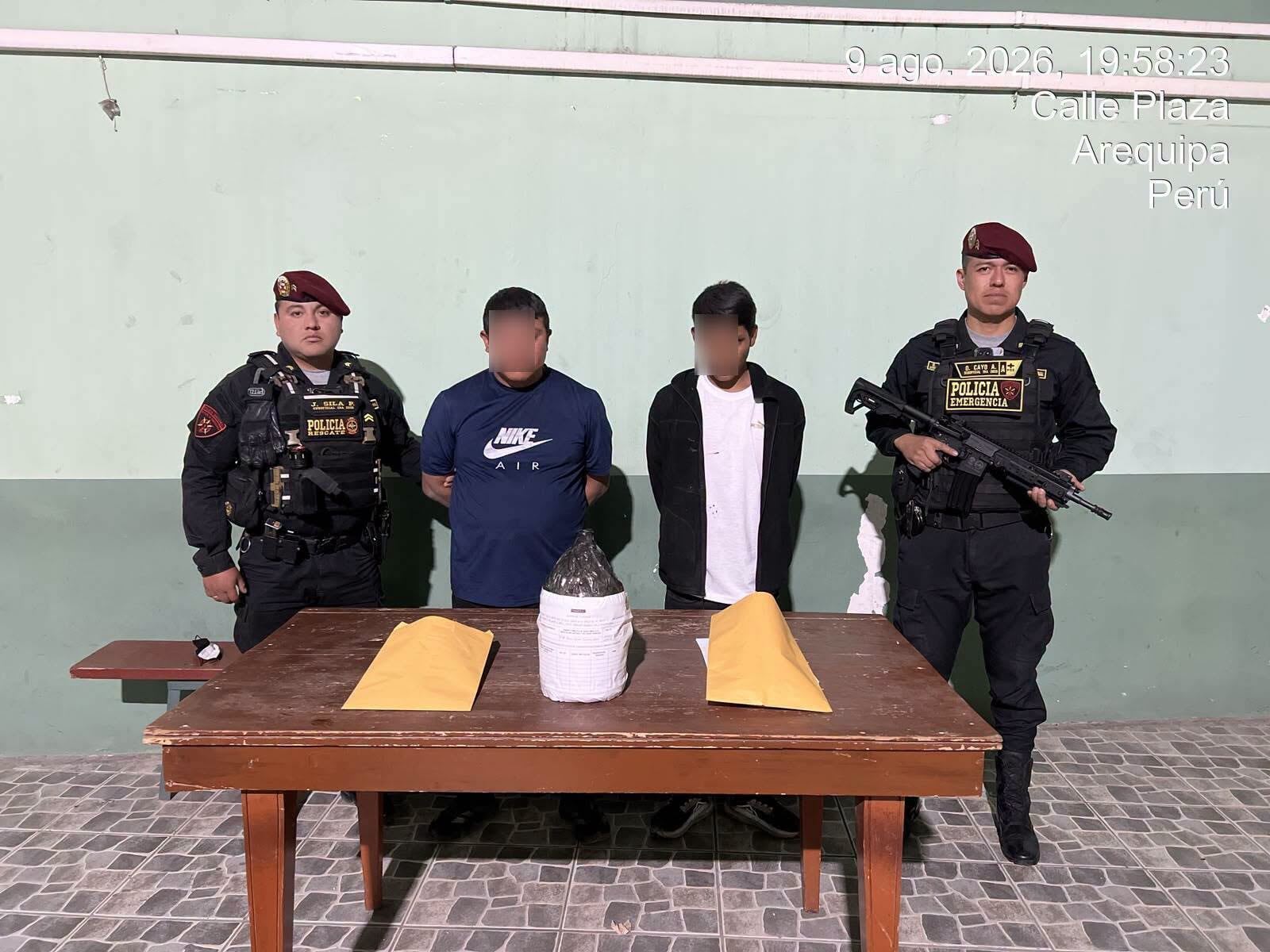 Los detenidos tienen antecedentes por diferentes delitos e integrarían la organización “Los Reyes del Puerto Callao” 8Foto: PNP)