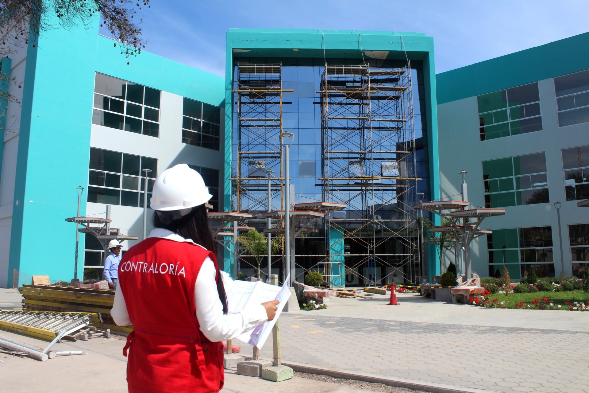 OCI revisó los escritorios y módulos entregados por el proveedor. (Foto: Difusión)