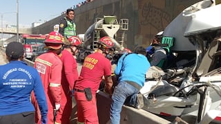 Arequipa: Un muerto y tres heridos en choque de miniván 
