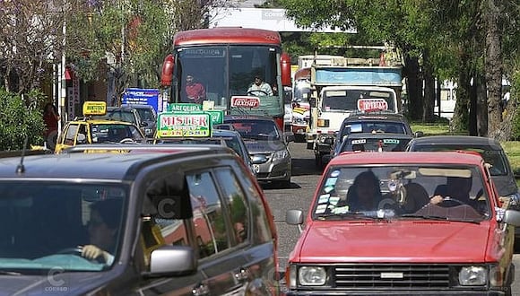 Congestión vehicular es de todos los días (Foto: Archivo GEC)