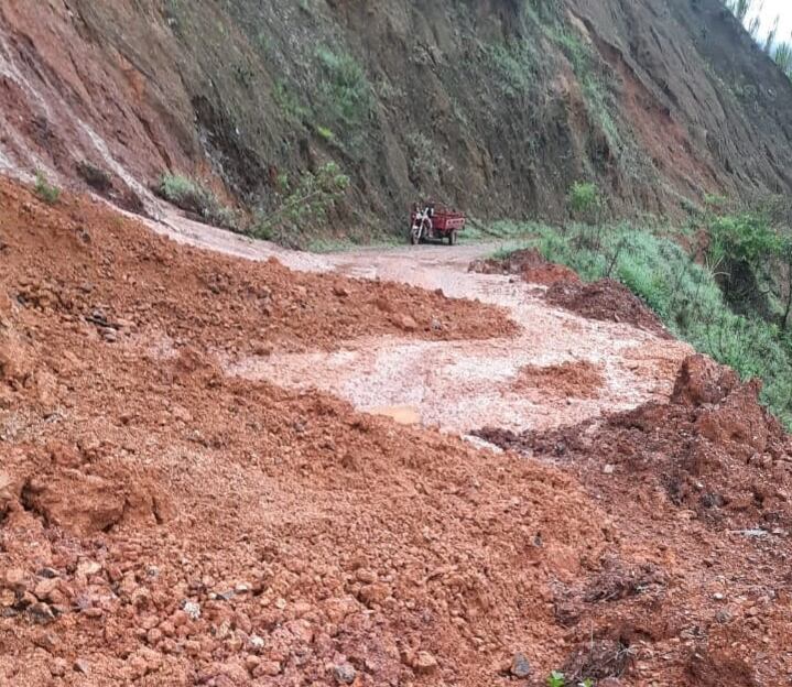 Comunidades de Cuyas Cuchayo y Ambasal, y otros sectores de esta provincia vienen siendo afectadas