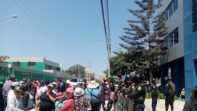 Lambayeque: Tumaneños protestan por pérdidas de 5 mil hectáreas