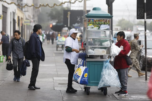 Lima amanece más fría: Senamhi prevé neblina, lloviznas y descenso térmico hasta el 23 de abril