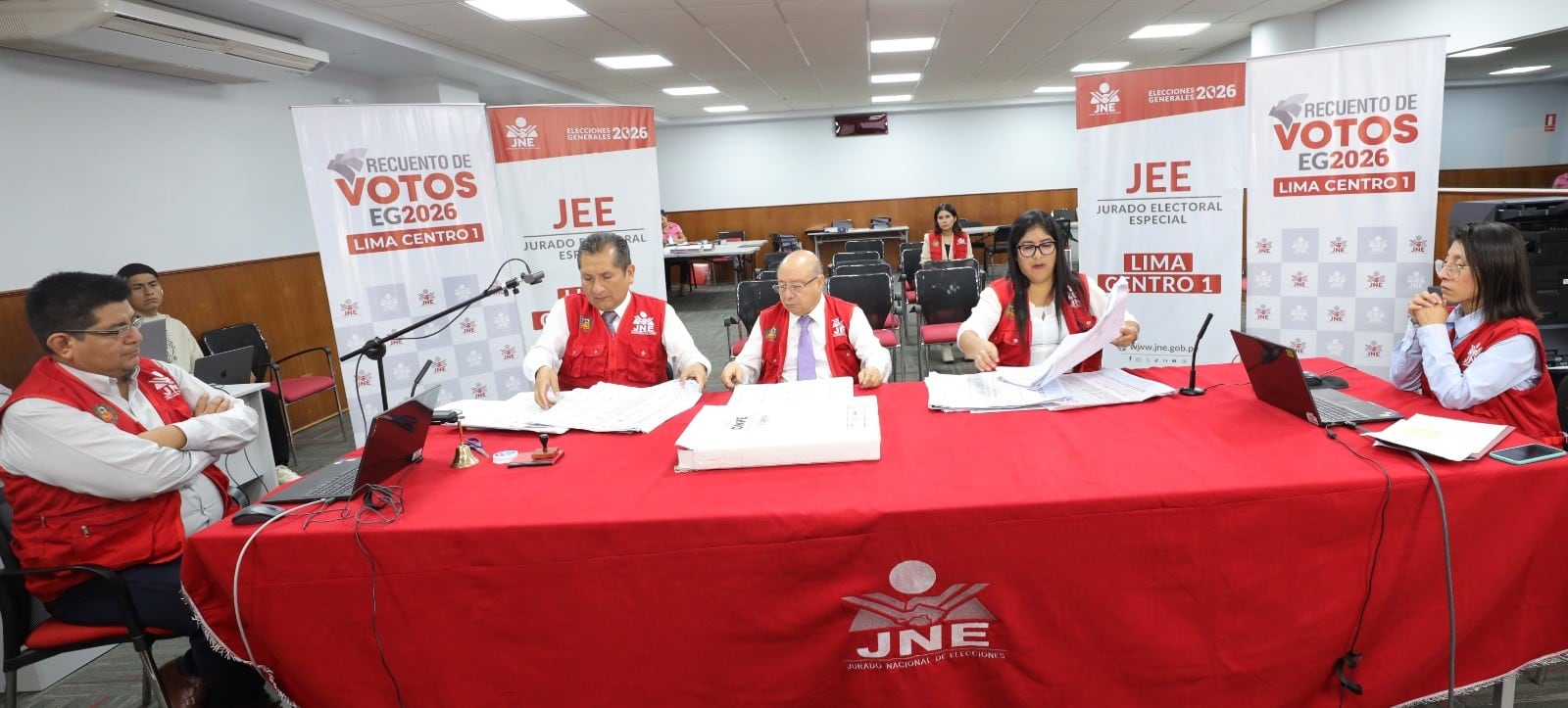 Los JEE han realizado más de 700 audiencias. (Foto: JNE)