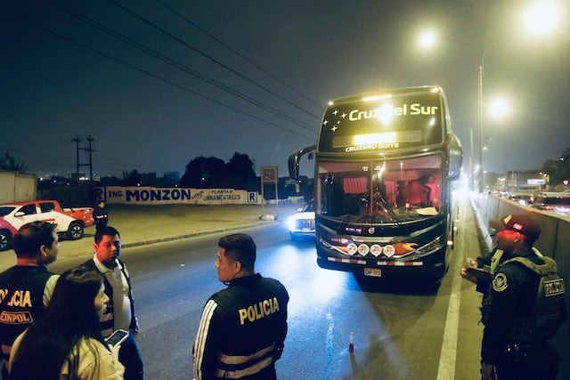 Dos buses interprovinciales son atacados a balazos en Puente Piedra: un conductor resulta herido