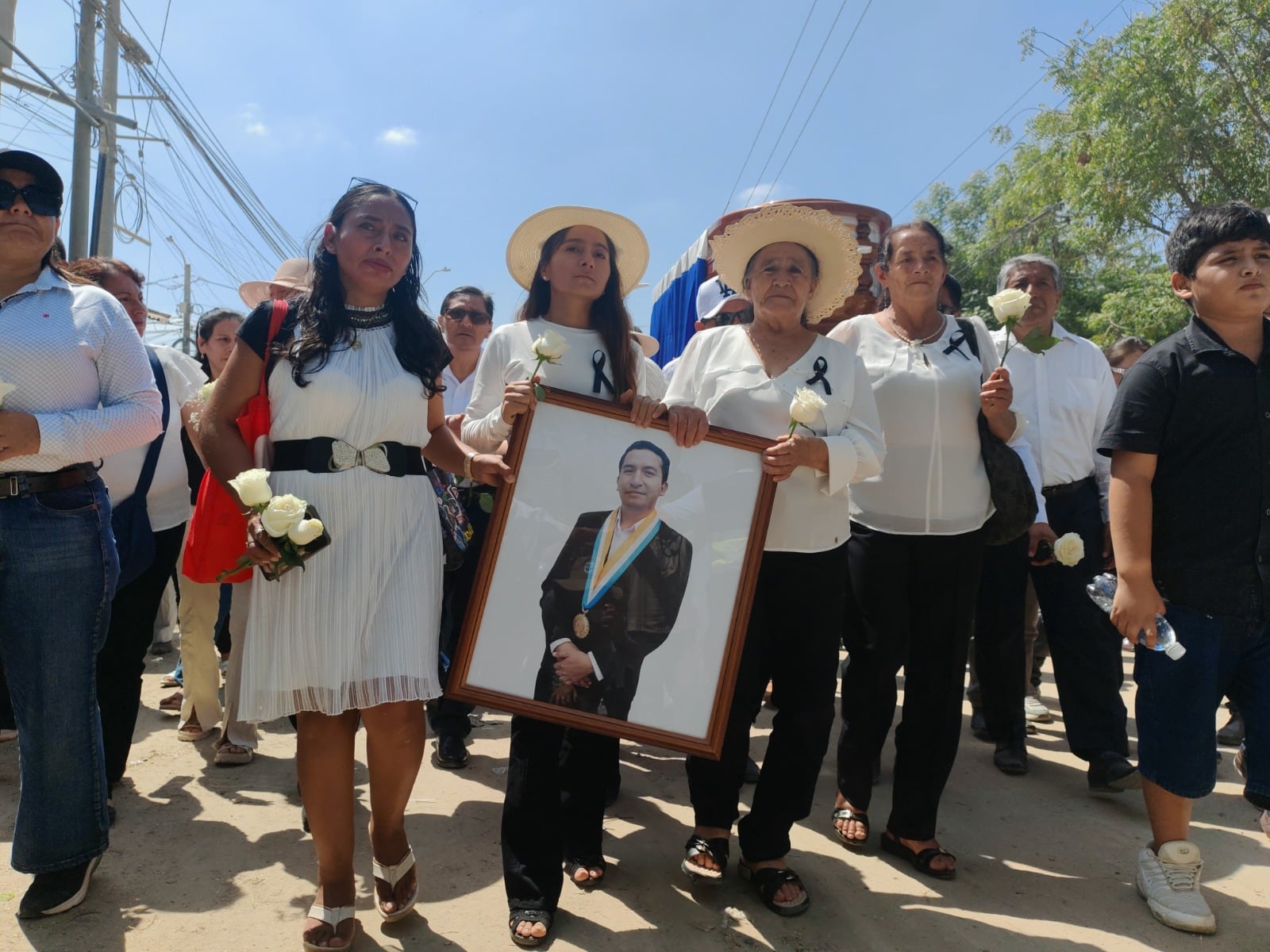 La conviviente del alcalde lanza una acusación contra la concejal de Veintiséis de Octubre.