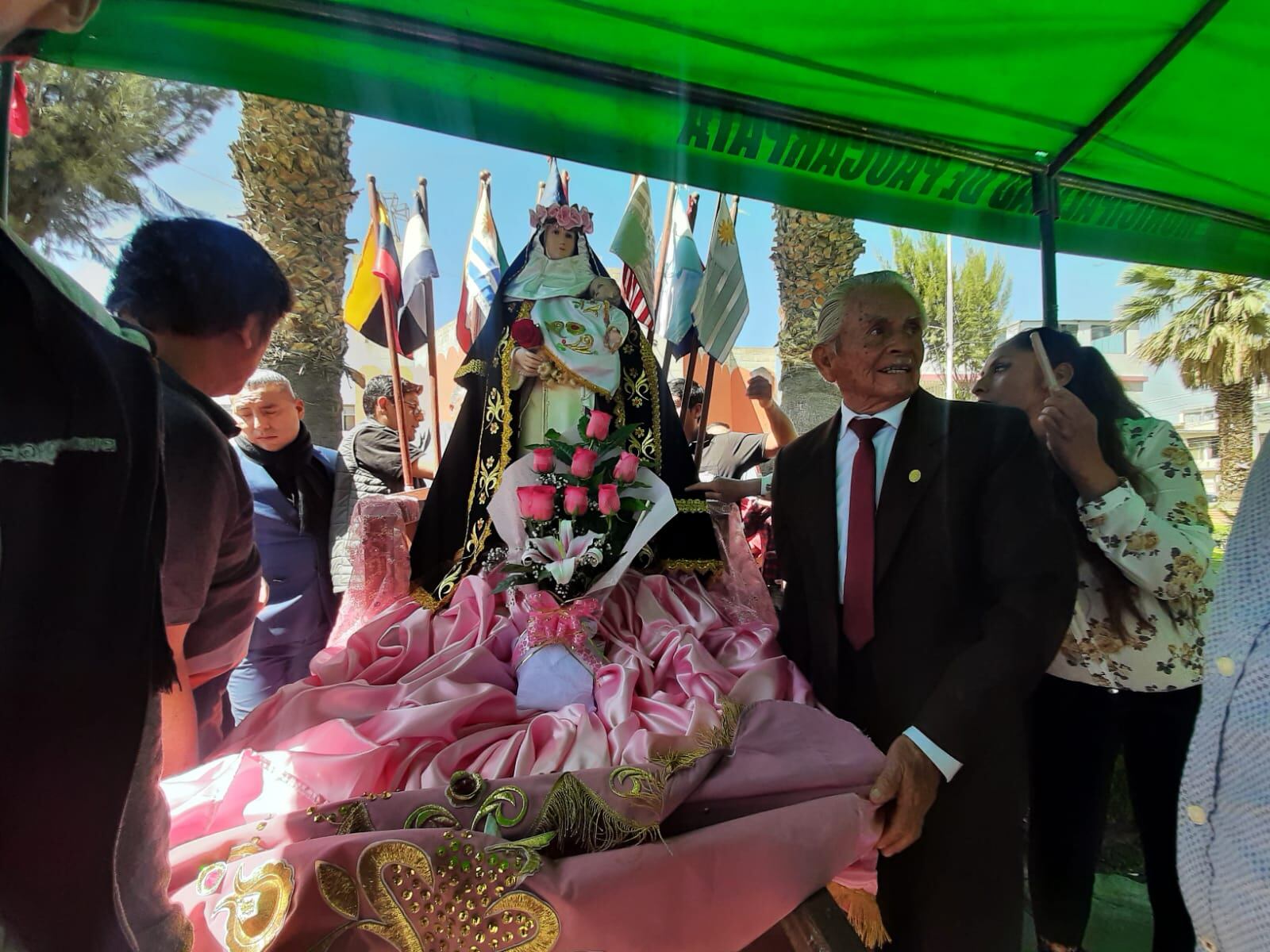 Fervor en la parroquia de la urbanización de Guardia Civil. (Foto: GEC)