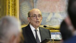 De Zela plantea esperar versión de Jerí tras reunión fuera de agenda con empresario chino