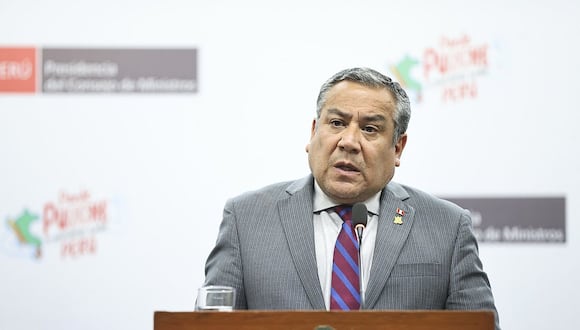 Gustavo Adrianzén, primer ministro, asegura que el gobierno ha dispuesto investigar a fondo las denuncias de abuso contra menores de la etnia Awajún.  (Foto: PCM)