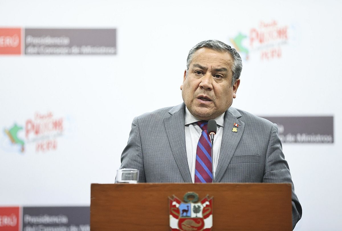 Gustavo Adrianzén, primer ministro, asegura que el gobierno ha dispuesto investigar a fondo las denuncias de abuso contra menores de la etnia Awajún. (Foto: PCM)