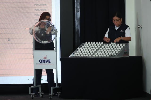 ONPE realiza simulacro nacional para probar sistema de cómputo de la segunda vuelta electoral (Fotos: Jesús Saucedo/GEC)