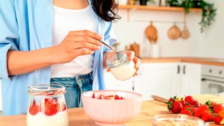 Yogur: consejos prácticos para elegir la opción más saludable según especialista