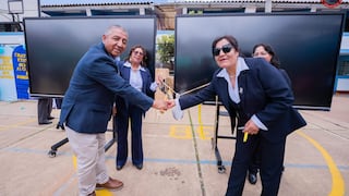 La Libertad: Escolares de Shiracmaca reciben 30 pantallas interactivas 4K